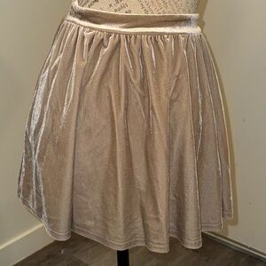 TCEC Champagne Velvet Skater Skirt | Women’s Small | NWNT